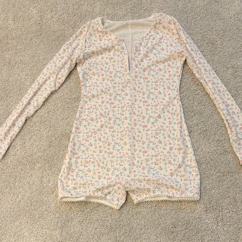 Floral Long Sleeve Romper